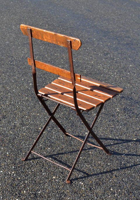 chaise bistro pliante ancienne